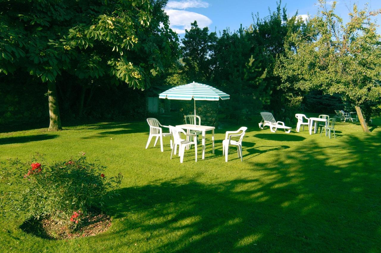 Le Jardin Hotel Saillagouse Buitenkant foto
